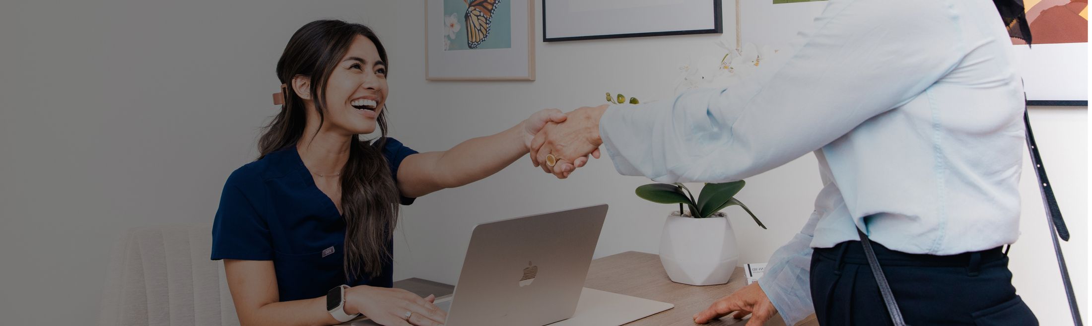 dedicated-consultation Background Image