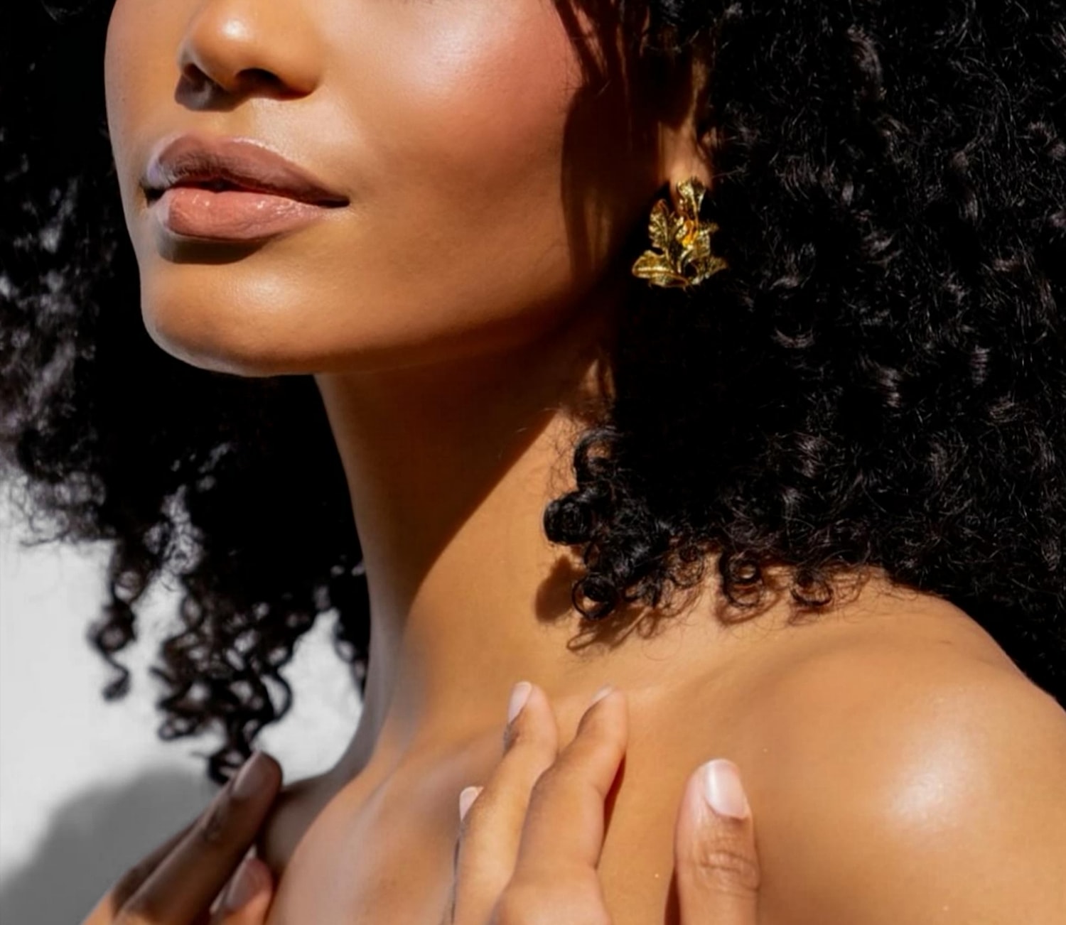 Newport Beach blepharoplasty model